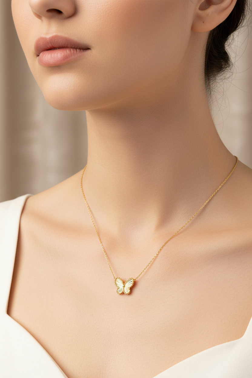 Fluted Mariposa Necklace